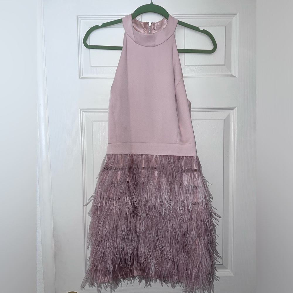 Size 6 rose pink Forest Lilly feather cocktail